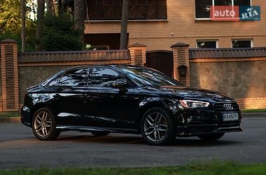 Седан Audi A3 2015 в Киеве