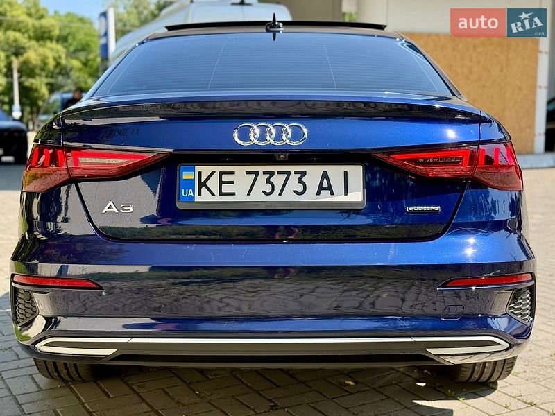 Седан Audi A3 2022 в Днепре