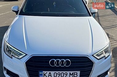 Седан Audi A3 2018 в Василькове