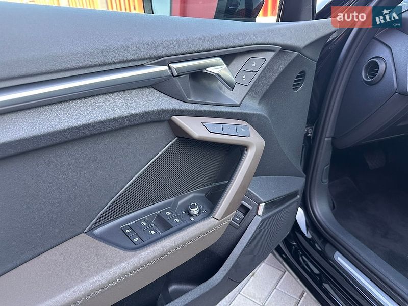 Седан Audi A3 2023 в Львові