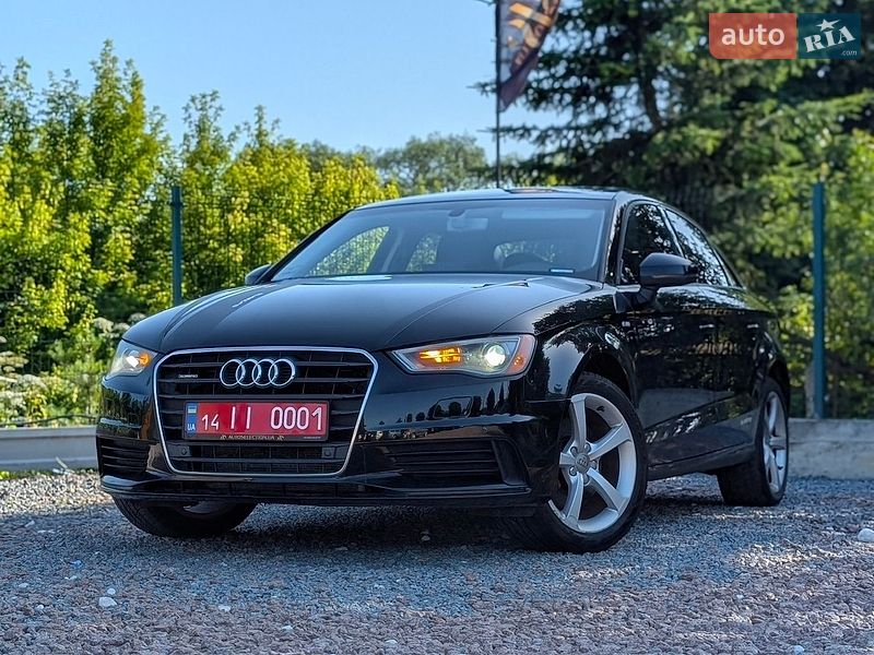 Седан Audi A3 2016 в Дрогобыче