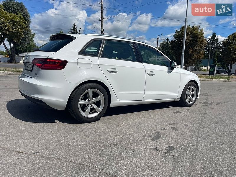 Хэтчбек Audi A3 2016 в Житомире фото 7 Хэтчбек Audi A3 2016 в Житомире