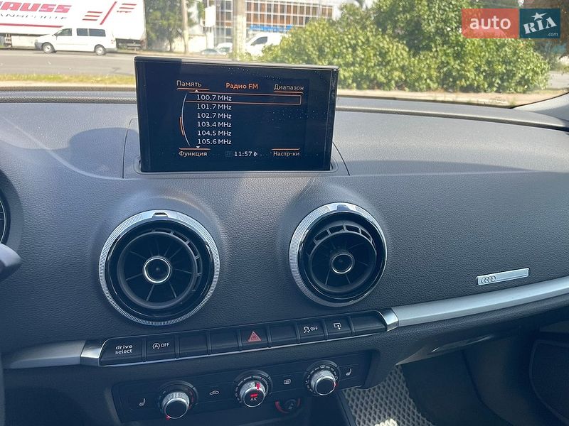 Хетчбек Audi A3 2016 в Житомирі фото 15 Хетчбек Audi A3 2016 в Житомирі