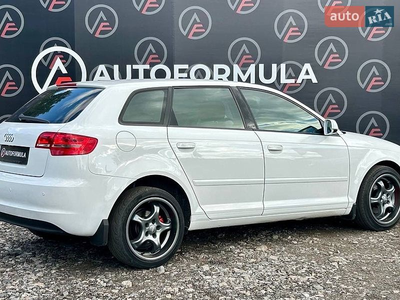 Хэтчбек Audi A3 2012 в Киеве