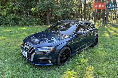 audi a3 2017 в Кременец от профессионального продавца Максим