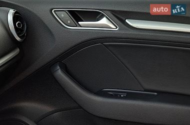 Седан Audi A3 2016 в Дрогобичі