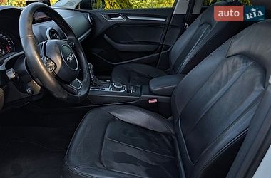 Седан Audi A3 2016 в Дрогобыче