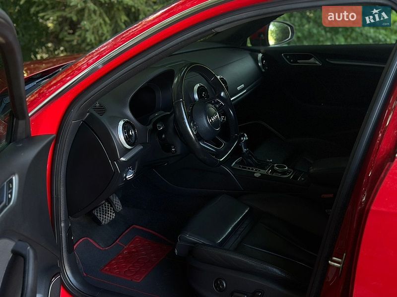 Седан Audi A3 2016 в Львові