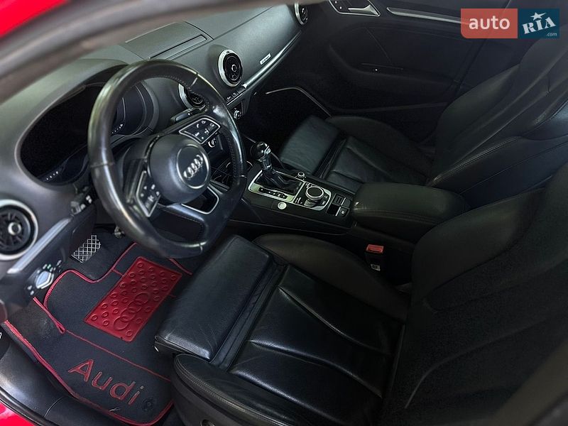 Седан Audi A3 2016 в Львові