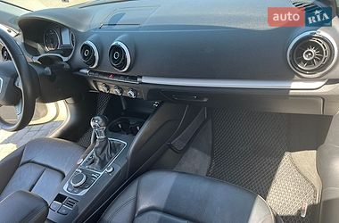 Седан Audi A3 2015 в Мукачево