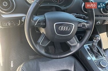 Седан Audi A3 2015 в Мукачево