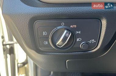 Седан Audi A3 2015 в Мукачево