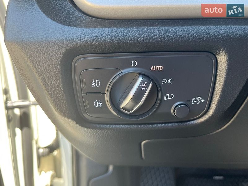 Седан Audi A3 2015 в Мукачево