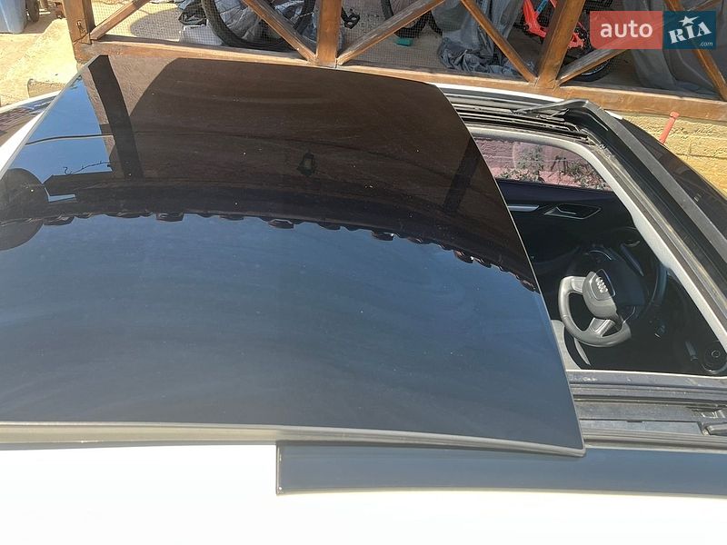 Седан Audi A3 2015 в Мукачево
