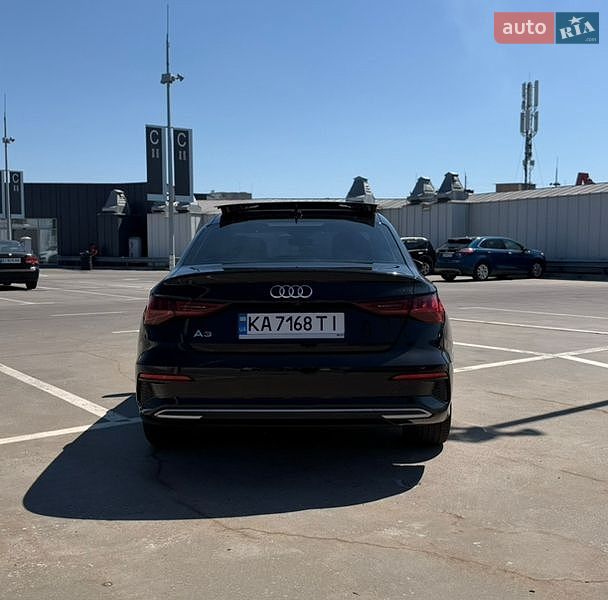 Седан Audi A3 2022 в Києві