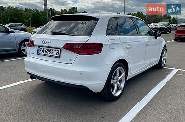 Хэтчбек Audi A3 2015 в Киеве