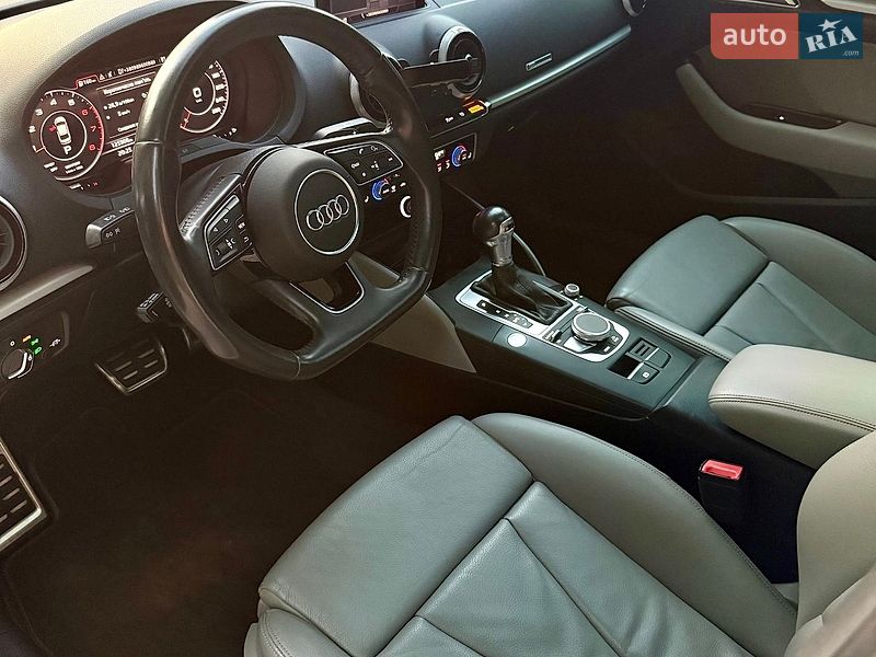 Седан Audi A3 2018 в Вінниці