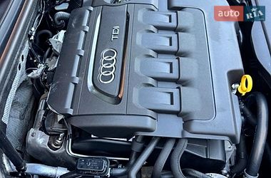 Седан Audi A3 2016 в Новояворівську