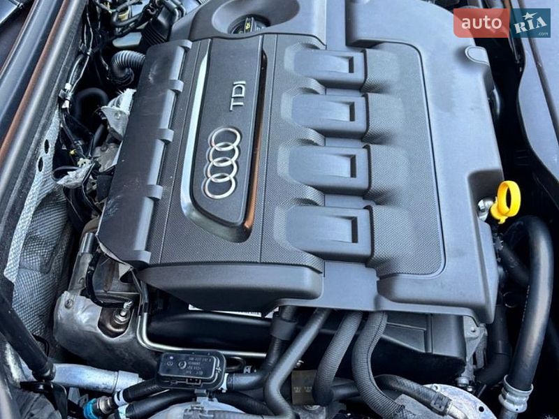 Седан Audi A3 2016 в Новояворівську