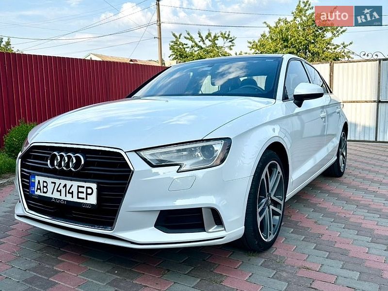 Седан Audi A3 2017 в Вінниці