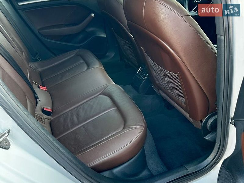 Седан Audi A3 2017 в Вінниці