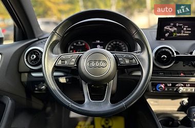 Седан Audi A3 2017 в Львові фото 10 Седан Audi A3 2017 в Львові