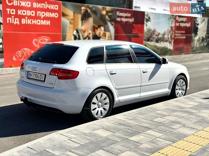 Хэтчбек Audi A3 2012 в Львове
