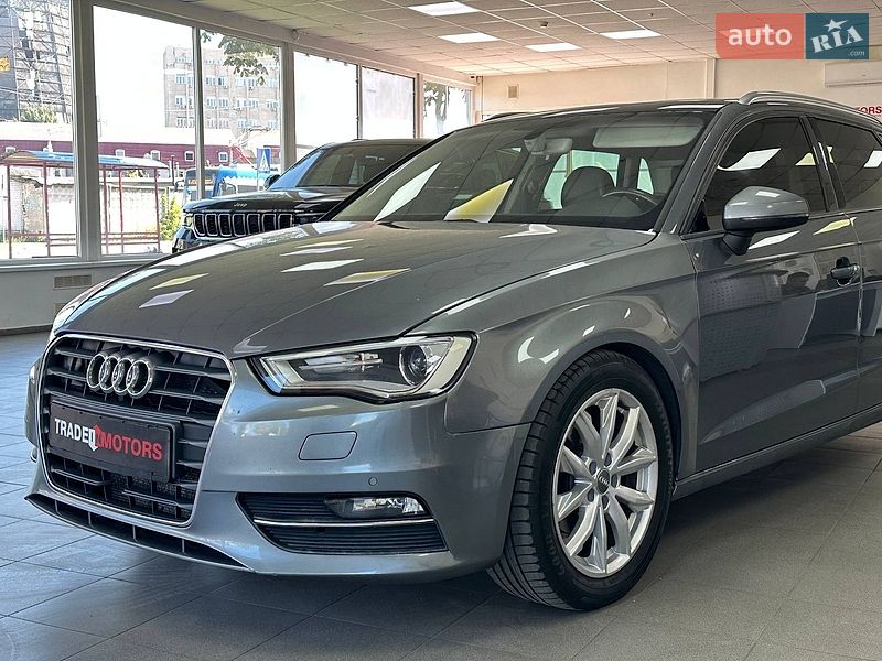 Хетчбек Audi A3 2016 в Києві
