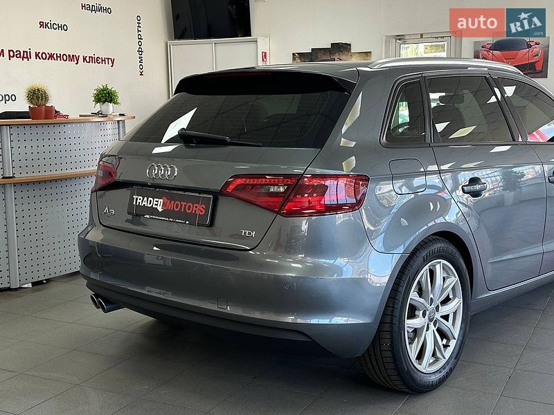 Хетчбек Audi A3 2016 в Києві
