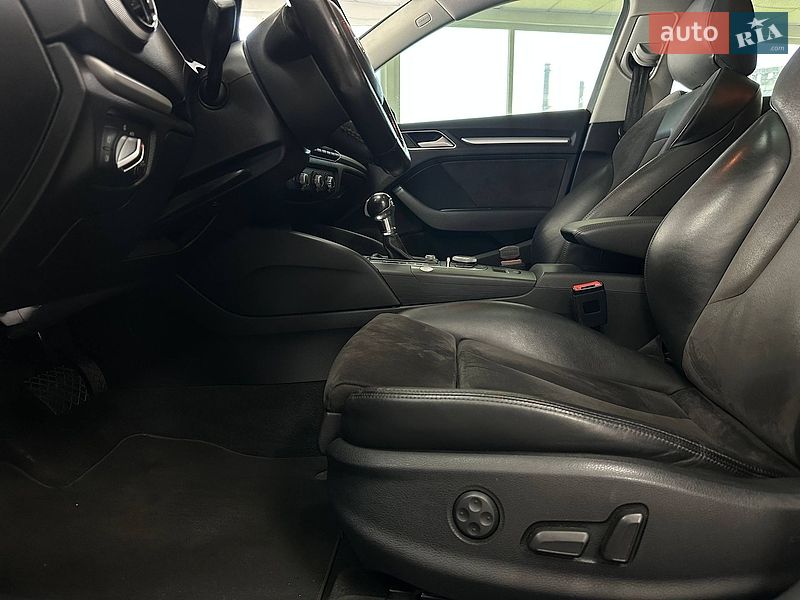 Хетчбек Audi A3 2016 в Києві