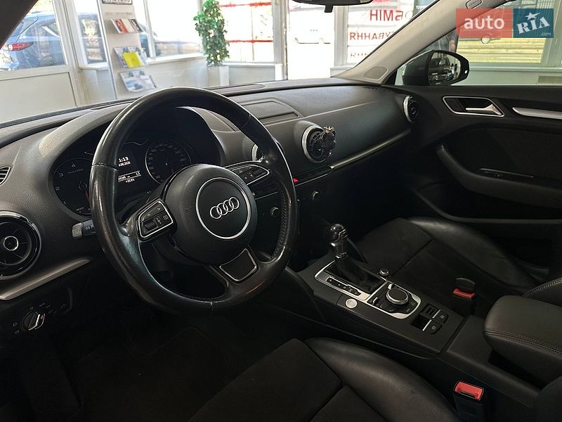 Хетчбек Audi A3 2016 в Києві