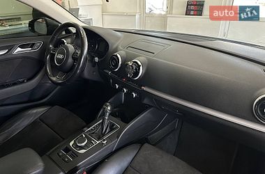 Хетчбек Audi A3 2016 в Києві