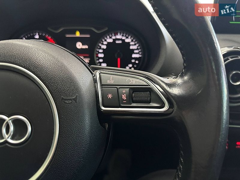 Хетчбек Audi A3 2016 в Києві