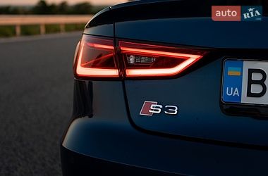 Кабріолет Audi A3 2016 в Дніпрі