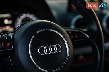 Кабріолет Audi A3 2016 в Дніпрі