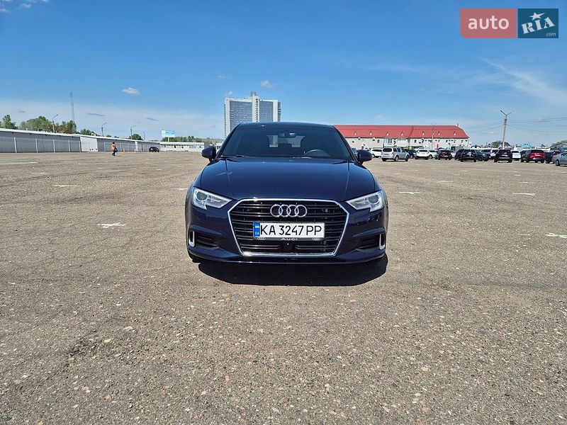 Седан Audi A3 2017 в Києві