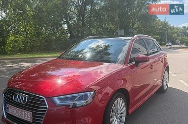Хетчбек Audi A3 2018 в Києві