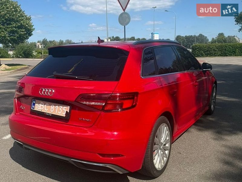 Хетчбек Audi A3 2018 в Києві