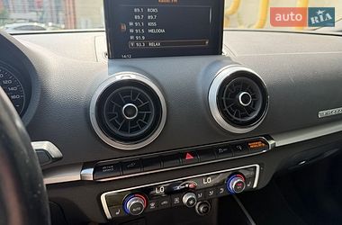 Хетчбек Audi A3 2017 в Львові