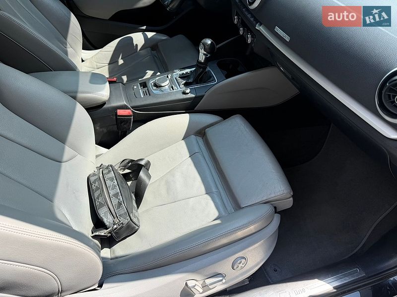 Хетчбек Audi A3 2017 в Львові