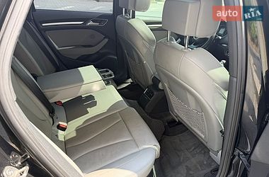 Хетчбек Audi A3 2017 в Львові