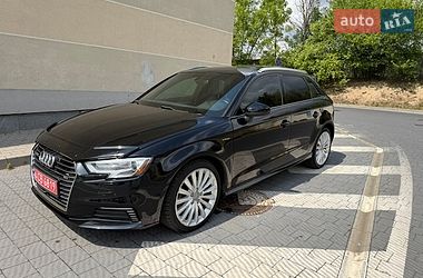 Хетчбек Audi A3 2017 в Львові