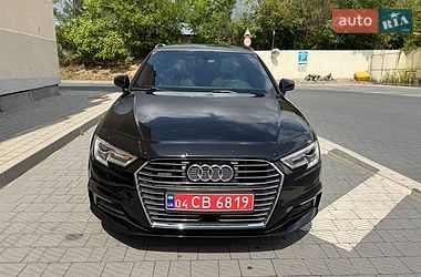 Хетчбек Audi A3 2017 в Львові