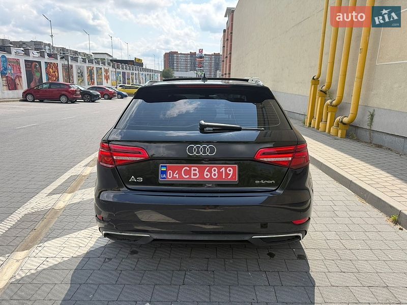 Хетчбек Audi A3 2017 в Львові