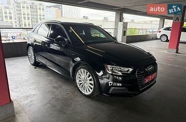 Хетчбек Audi A3 2017 в Львові