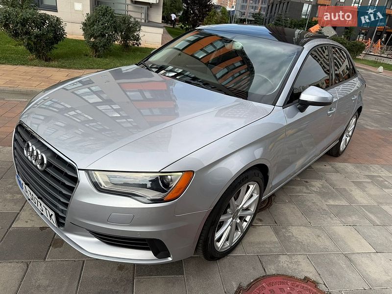 Седан Audi A3 2015 в Киеве