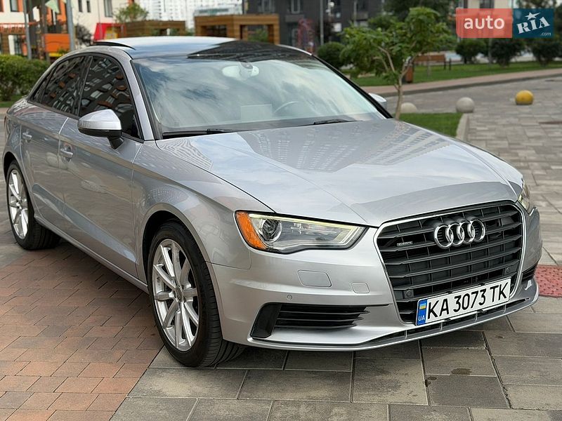 Седан Audi A3 2015 в Киеве