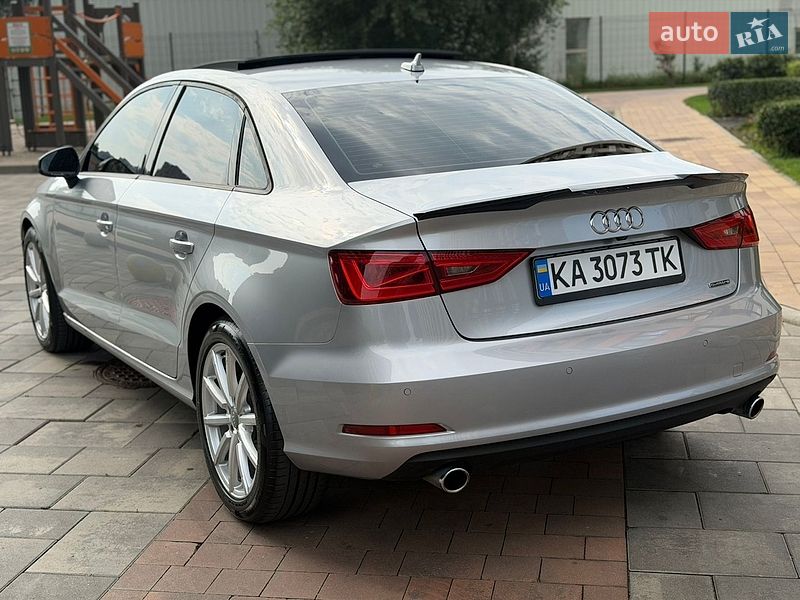 Седан Audi A3 2015 в Киеве