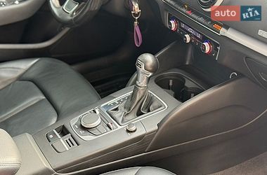 Седан Audi A3 2015 в Киеве