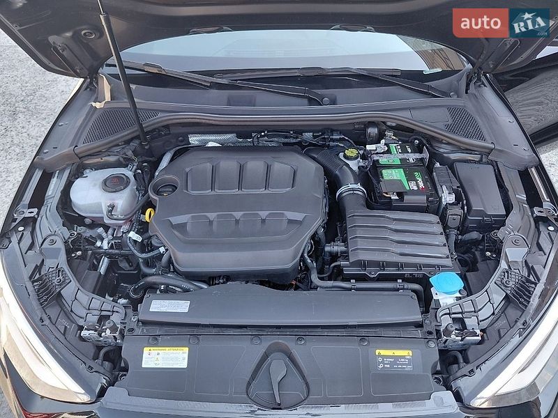 Седан Audi A3 2023 в Дніпрі